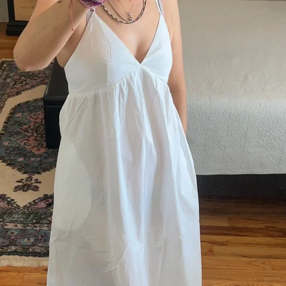 White Dress - Picture 2 of 7